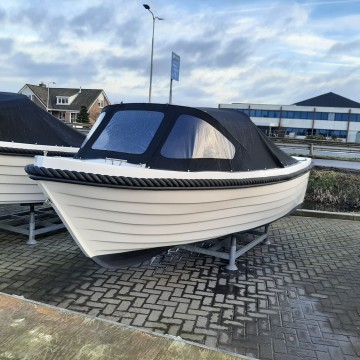 ANKER 530 xxl vaarklaar met trailer